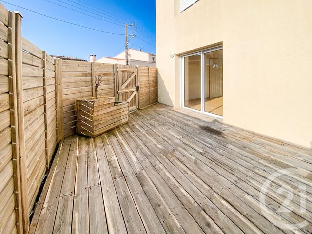 Appartement F3 à vendre - 3 pièces - 62.41 m2 - LES SABLES D OLONNE - 85 - PAYS-DE-LOIRE - Century 21 Bleu Marine